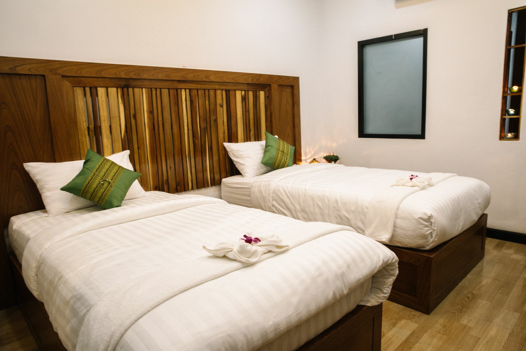 Billabong Hotel And Cafe Baan Tai Eksteriør billede