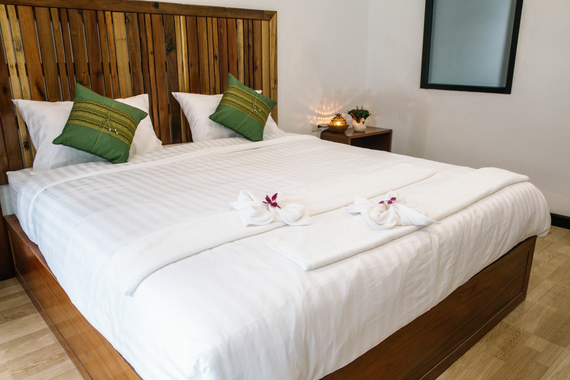 Billabong Hotel And Cafe Baan Tai Eksteriør billede
